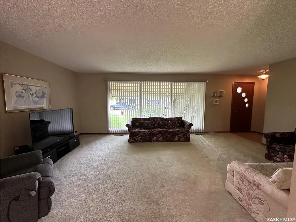 168 Shevchenko Crescent Canora SK S0A 0L0