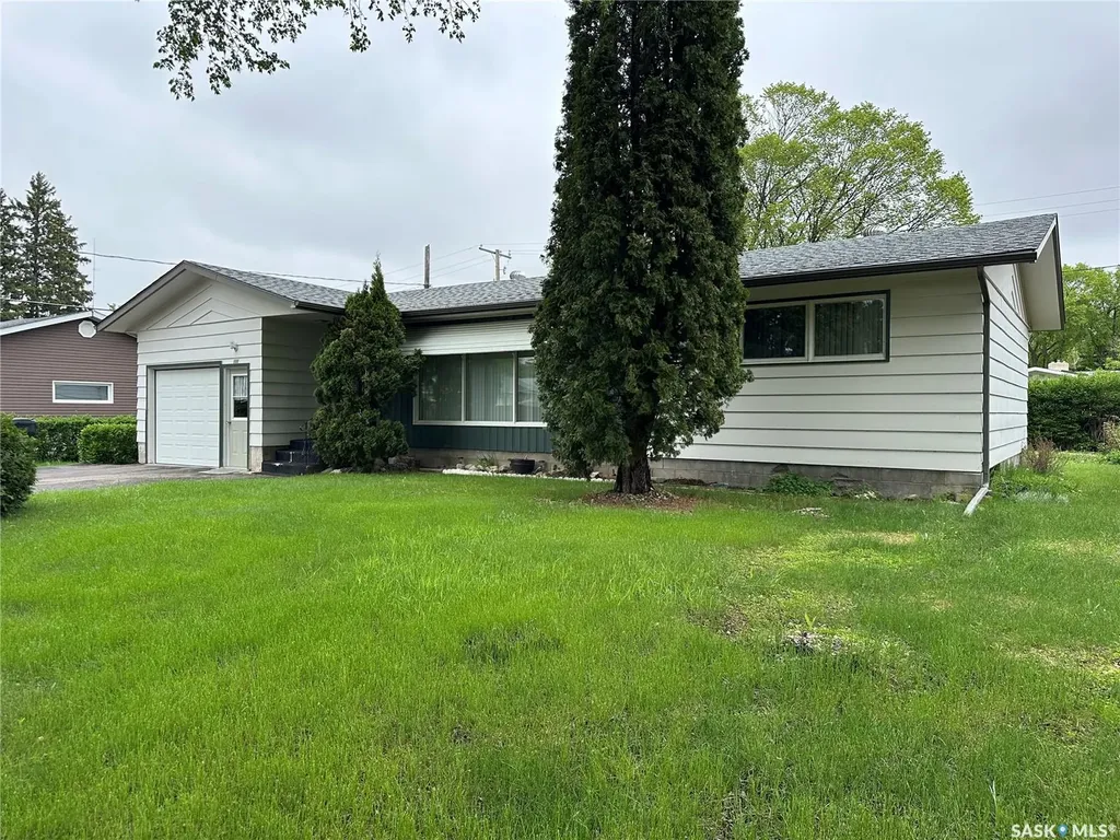 168 Shevchenko Crescent Canora SK S0A 0L0