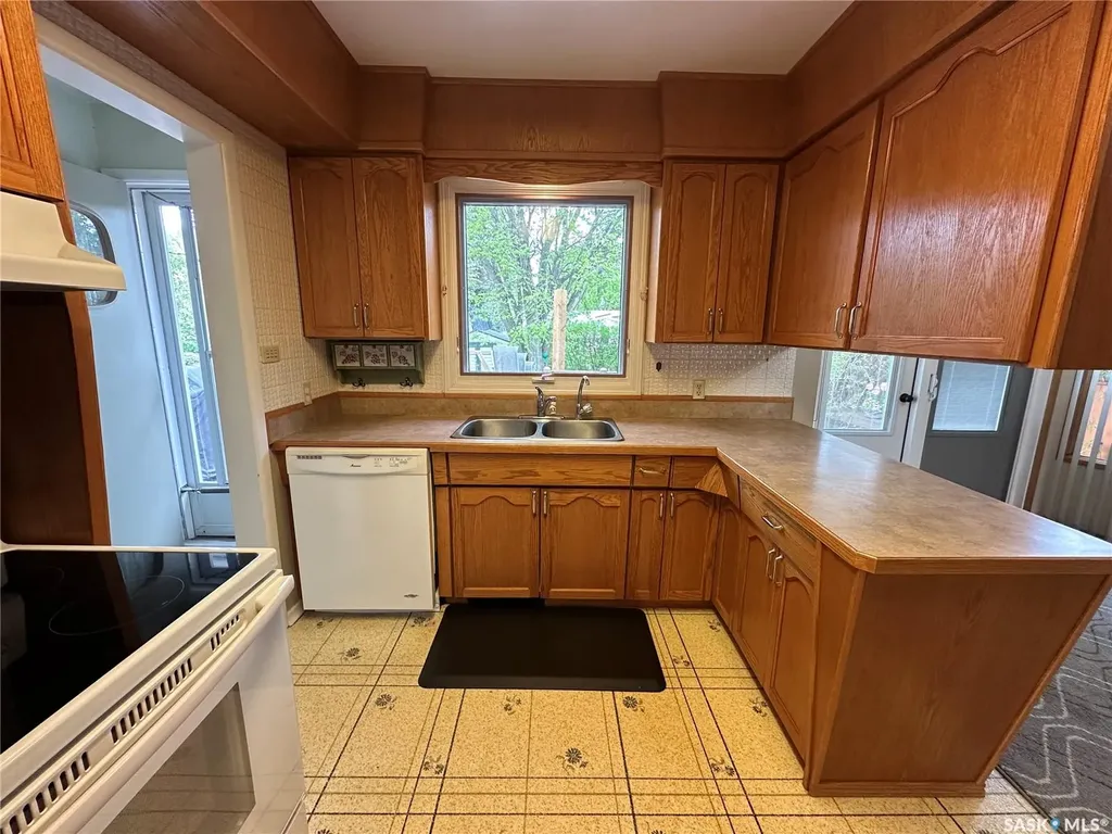 168 Shevchenko Crescent Canora SK S0A 0L0