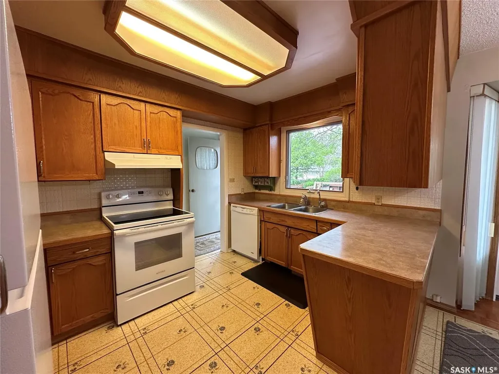 168 Shevchenko Crescent Canora SK S0A 0L0
