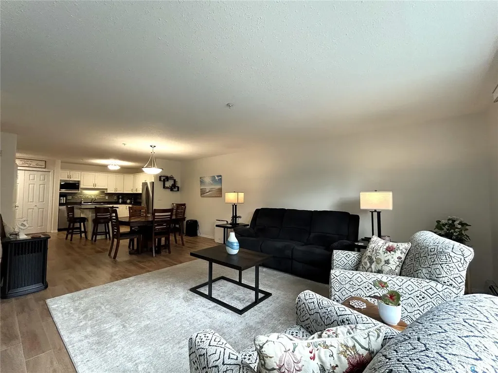 910 Heritage View Saskatoon SK S7H 5S4