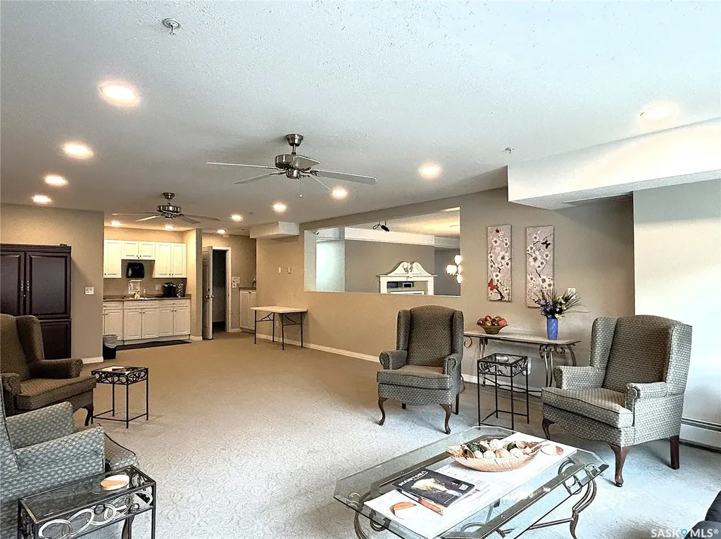 910 Heritage View Saskatoon SK S7H 5S4