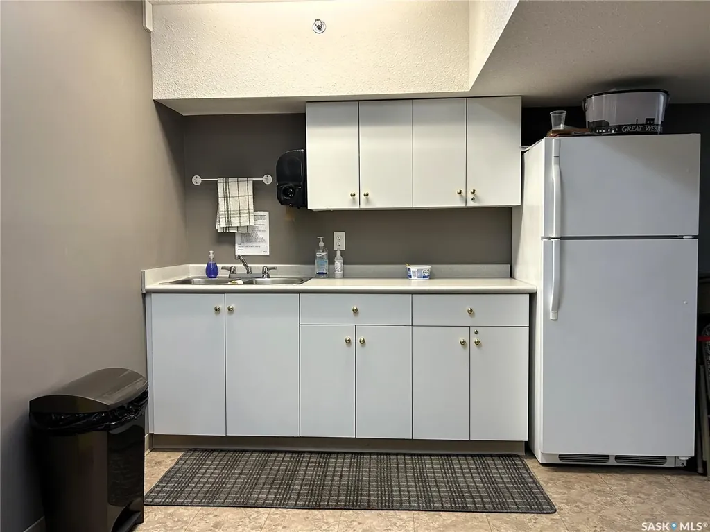 910 Heritage View Saskatoon SK S7H 5S4