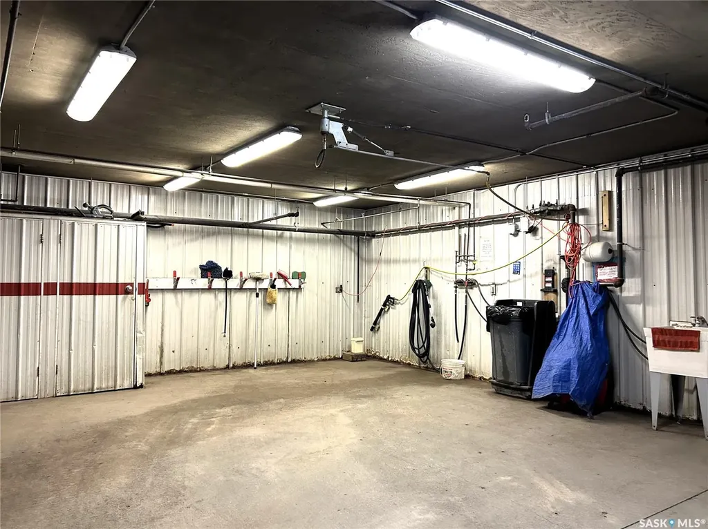910 Heritage View Saskatoon SK S7H 5S4