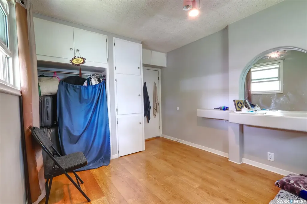 426 Robinson Street Regina SK S4R 3R4