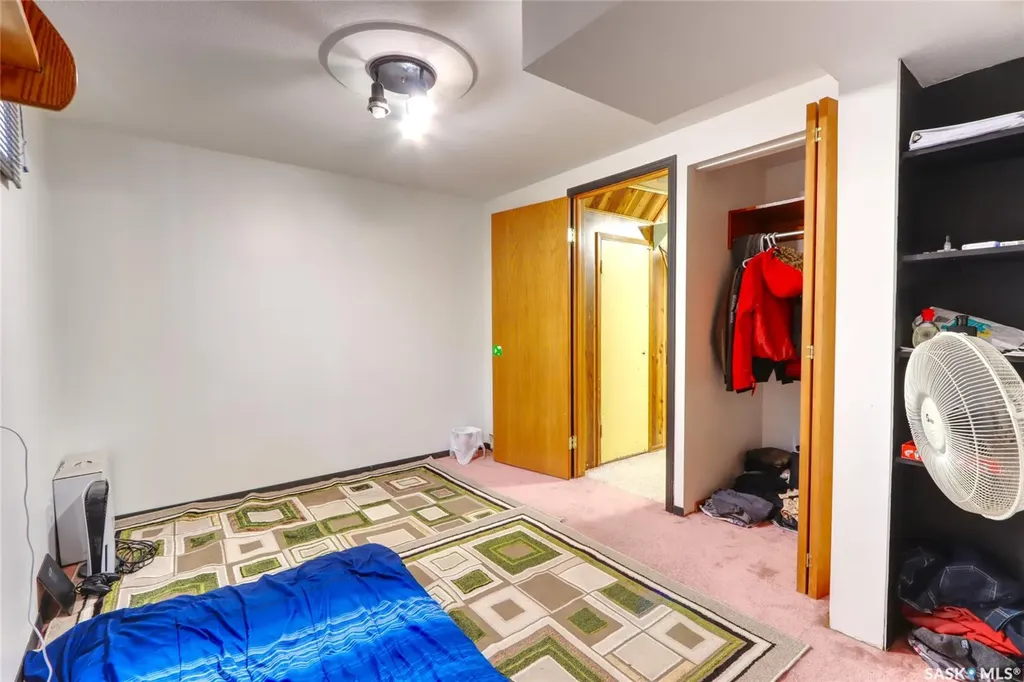 426 Robinson Street Regina SK S4R 3R4