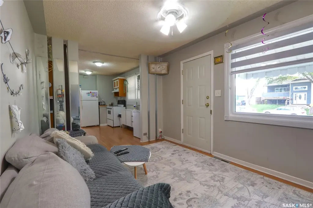 426 Robinson Street Regina SK S4R 3R4