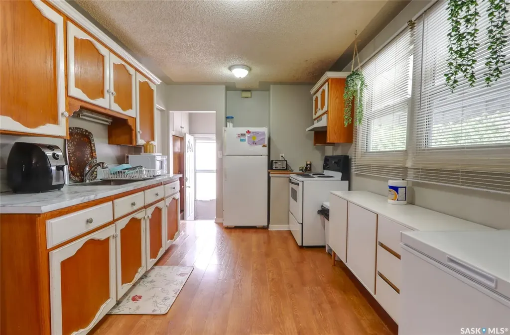 426 Robinson Street Regina SK S4R 3R4