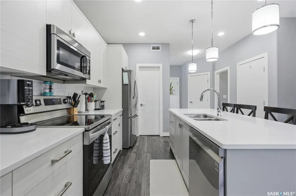 932 Rock Hill Lane Martensville SK S0K 2T1