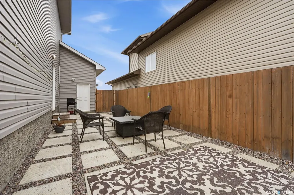 932 Rock Hill Lane Martensville SK S0K 2T1