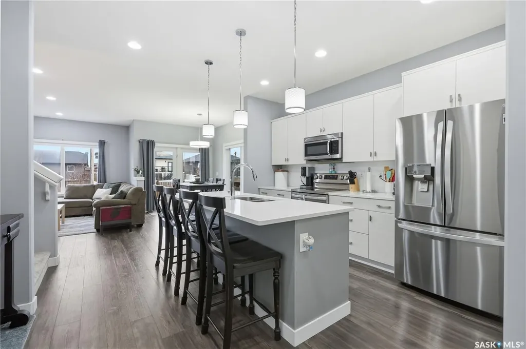 932 Rock Hill Lane Martensville SK S0K 2T1