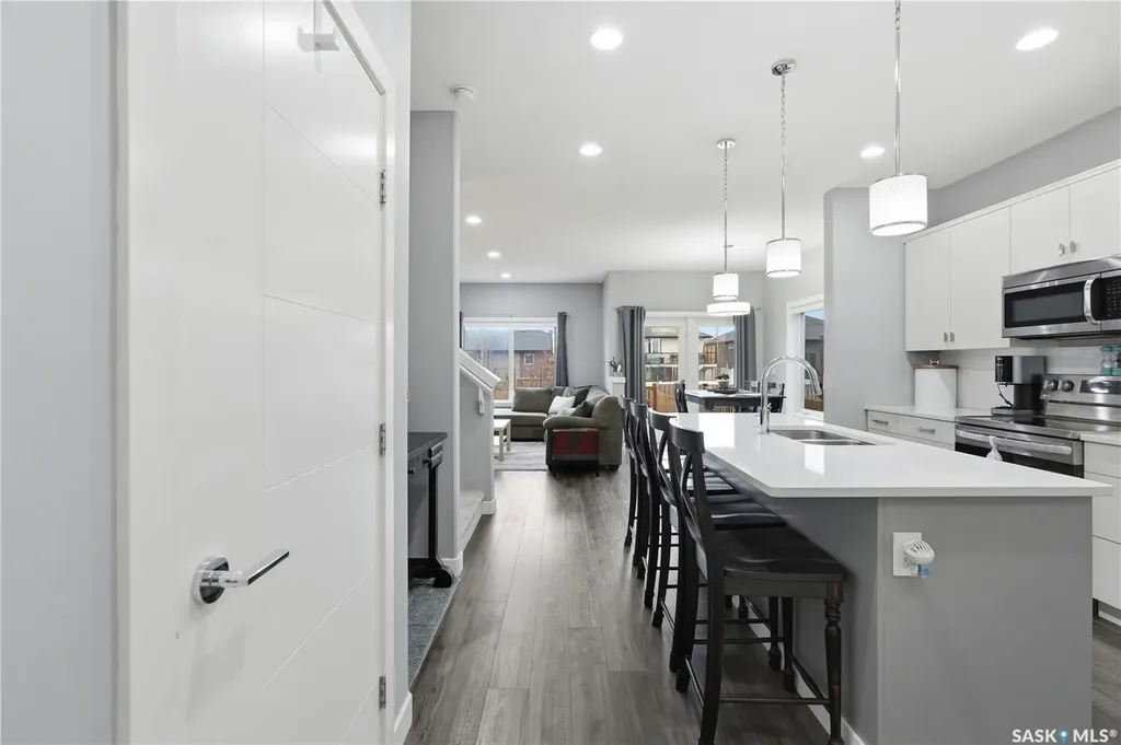 932 Rock Hill Lane Martensville SK S0K 2T1