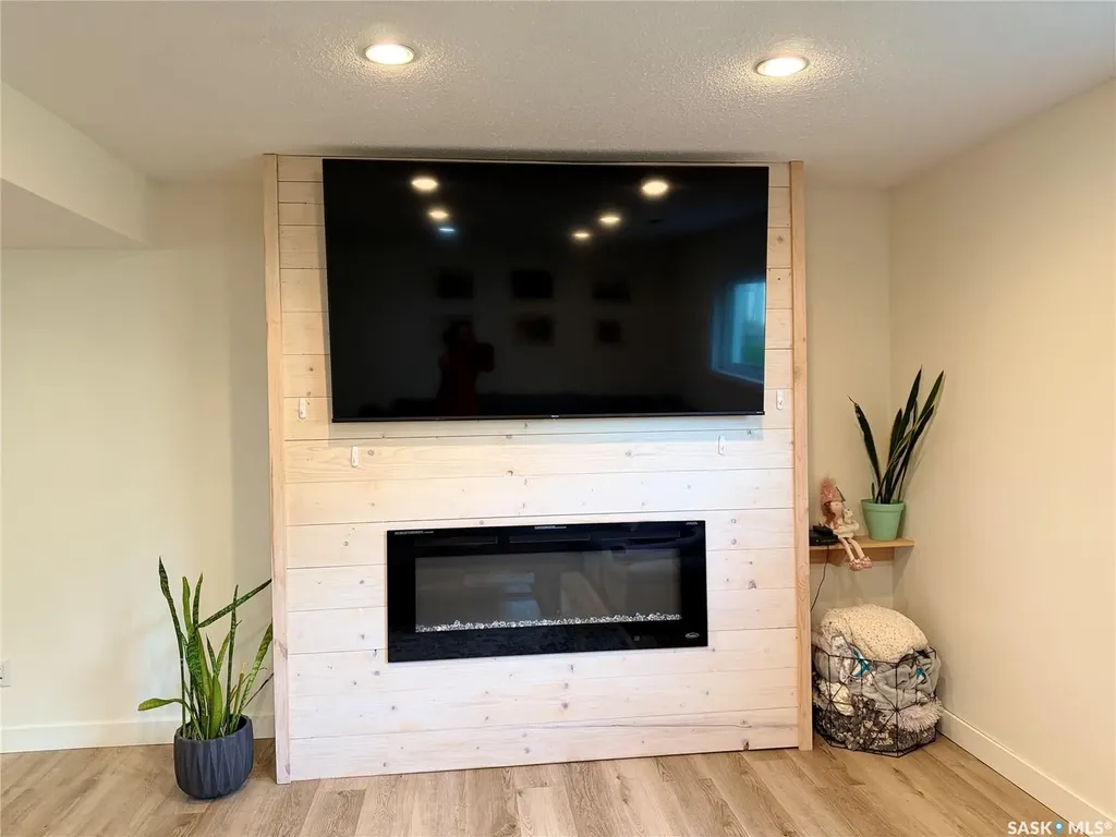 1210 Flory Place Humboldt SK S0K 2A0