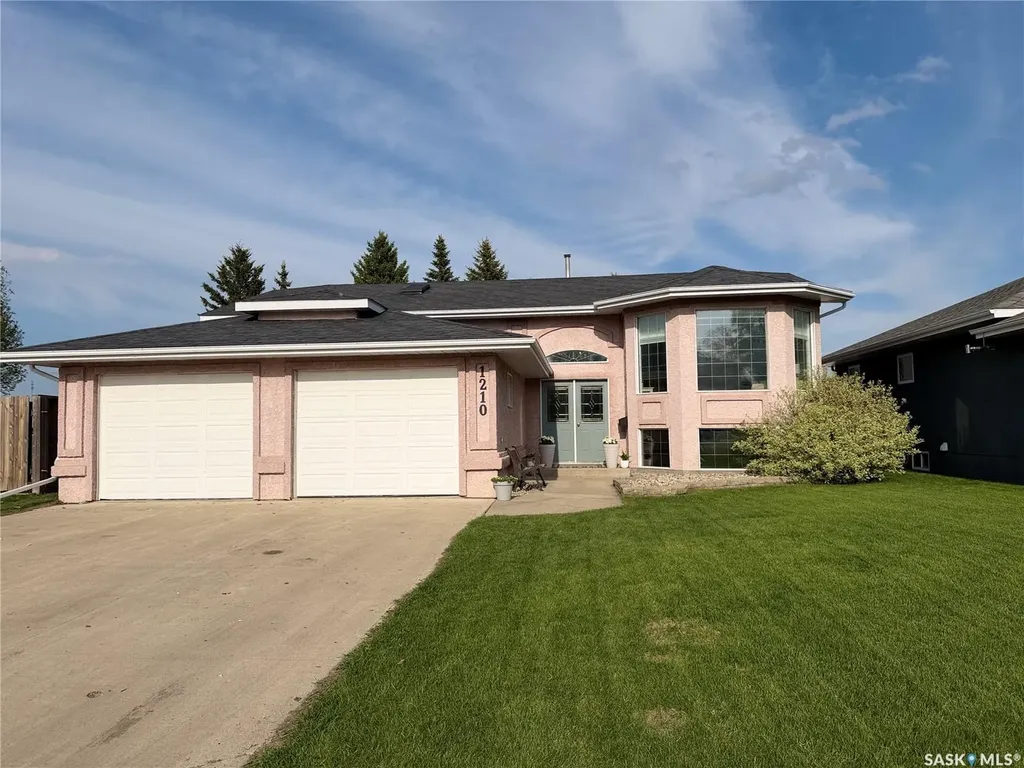 1210 Flory Place Humboldt SK S0K 2A0