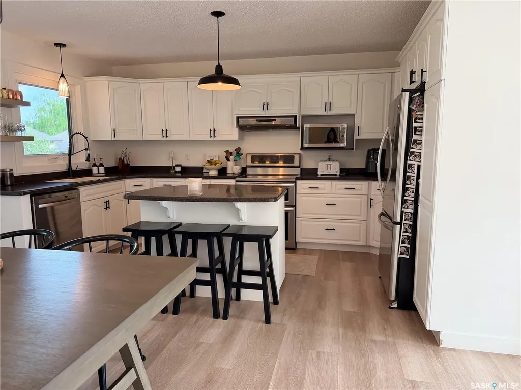 1210 Flory Place Humboldt SK S0K 2A0