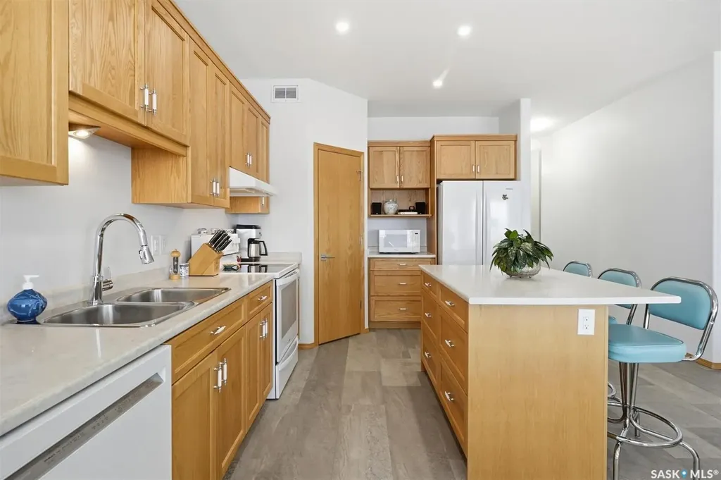 315 Olson Lane W Saskatoon SK S7V 0R8