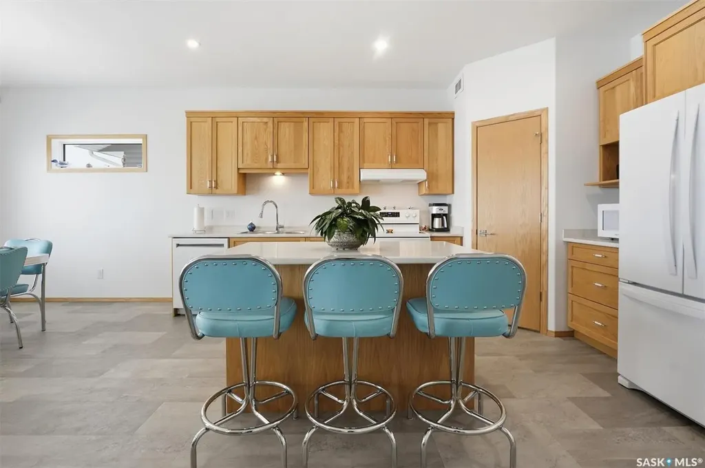 315 Olson Lane W Saskatoon SK S7V 0R8