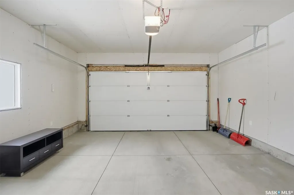 315 Olson Lane W Saskatoon SK S7V 0R8