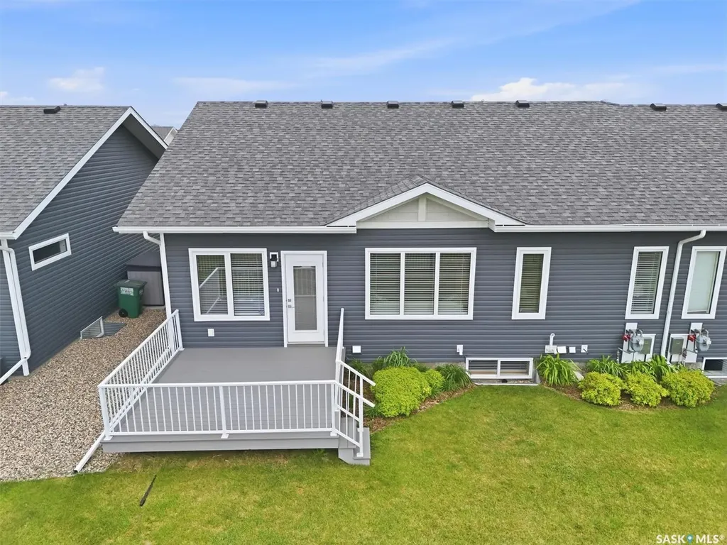 315 Olson Lane W Saskatoon SK S7V 0R8