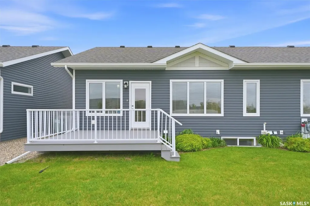 315 Olson Lane W Saskatoon SK S7V 0R8