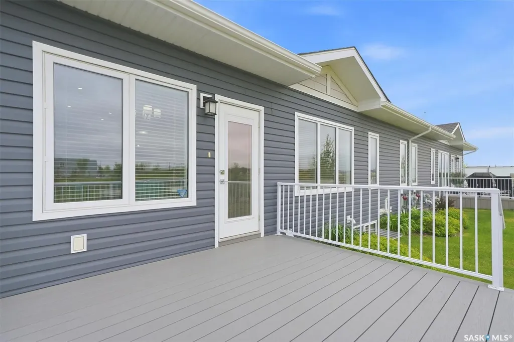 315 Olson Lane W Saskatoon SK S7V 0R8