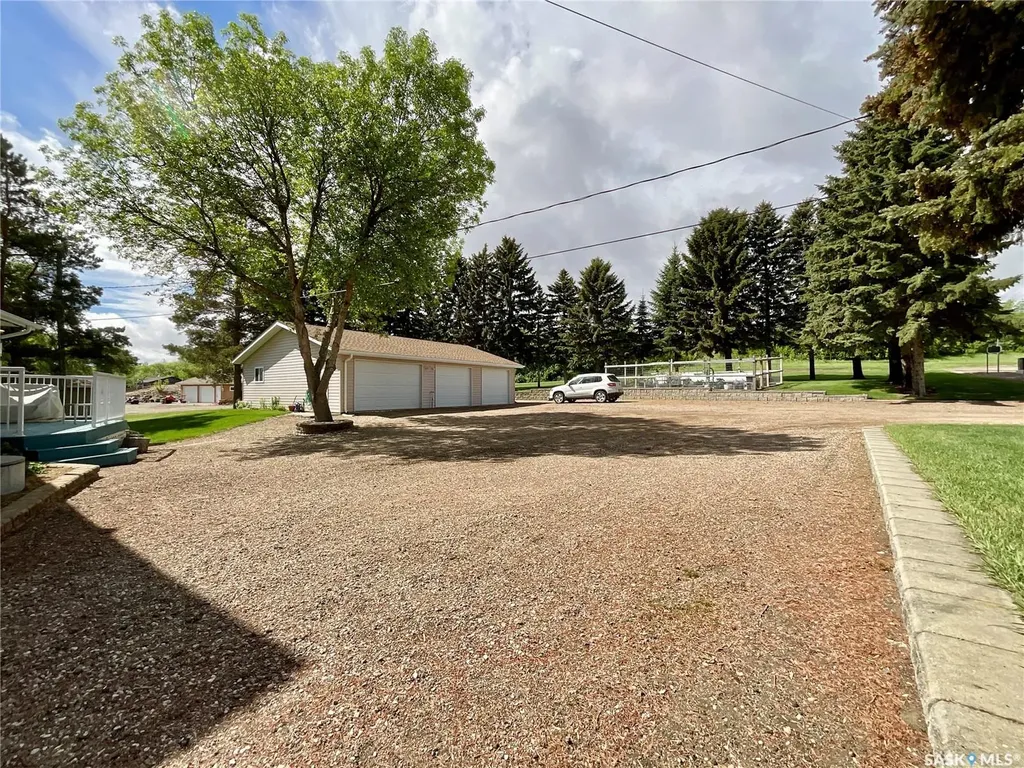 1302 Tatanka Drive Sun Valley SK S0C 4H0