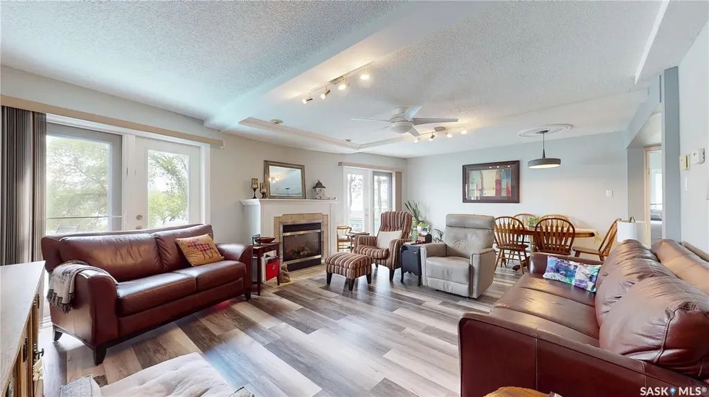 1302 Tatanka Drive Sun Valley SK S0C 4H0