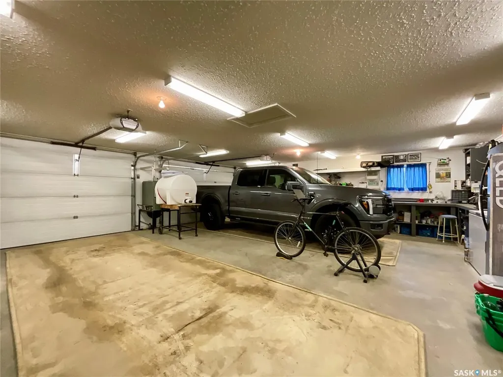 1302 Tatanka Drive Sun Valley SK S0C 4H0