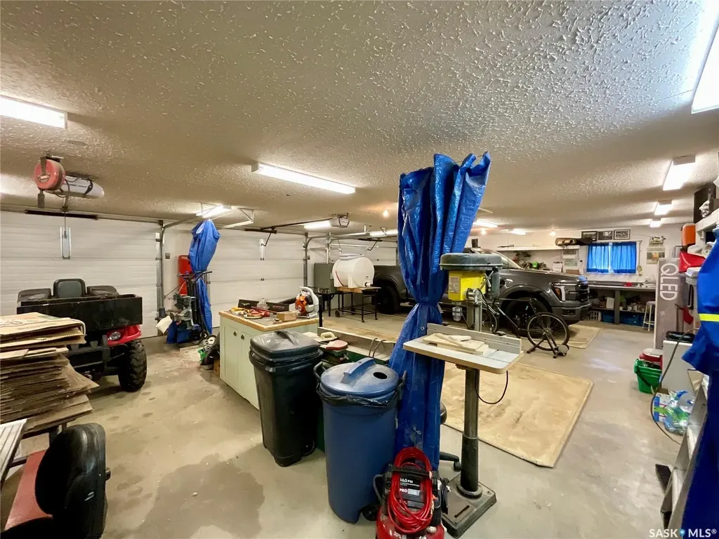 1302 Tatanka Drive Sun Valley SK S0C 4H0