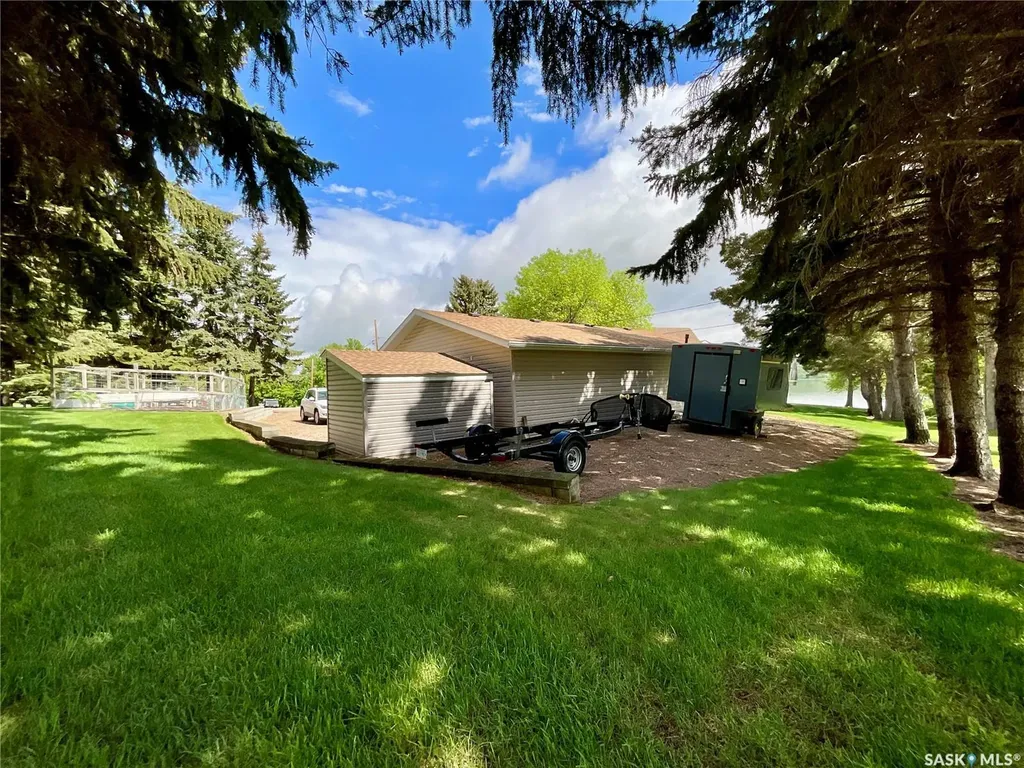 1302 Tatanka Drive Sun Valley SK S0C 4H0