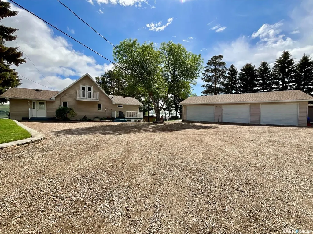 1302 Tatanka Drive Sun Valley SK S0C 4H0