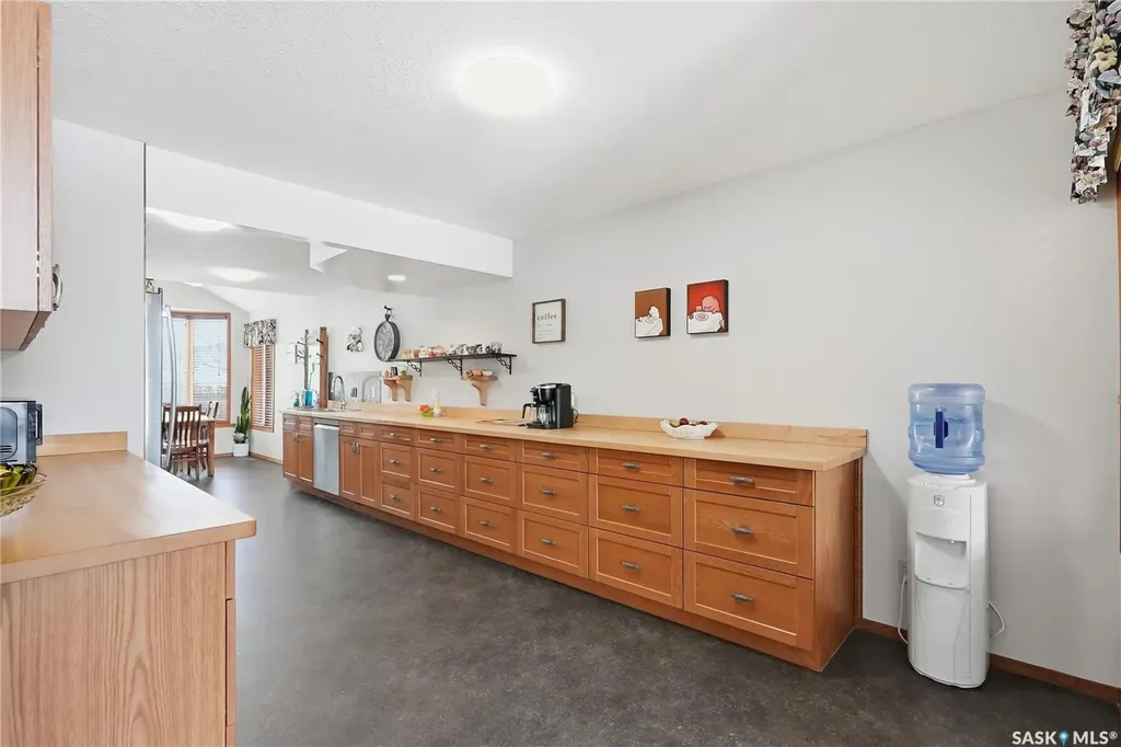 214 Forsyth Court Saskatoon SK S7N 4H2