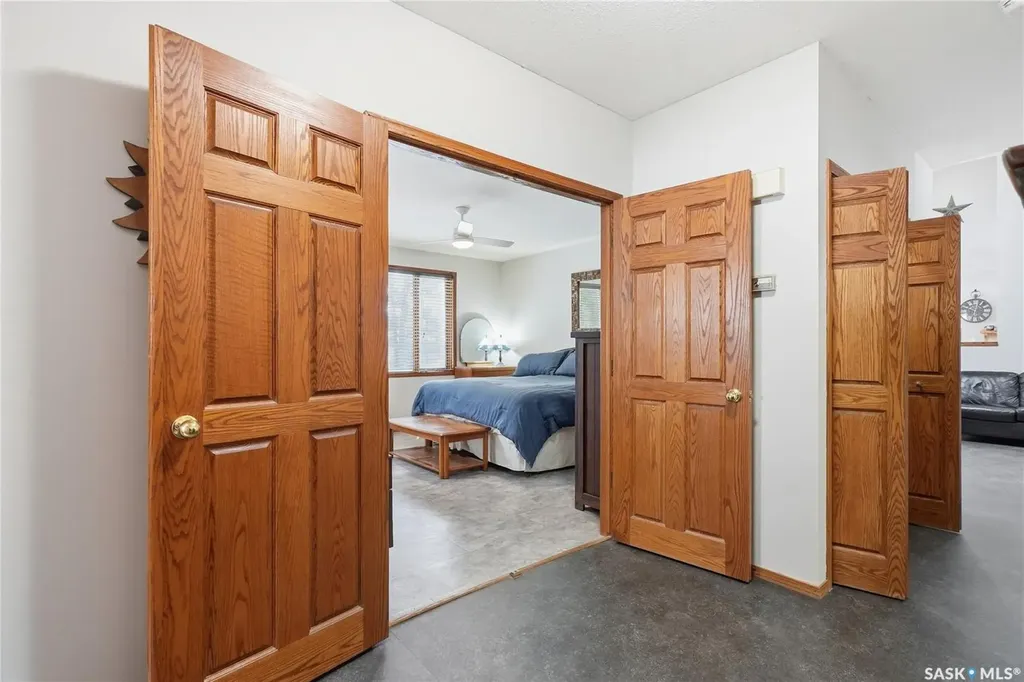 214 Forsyth Court Saskatoon SK S7N 4H2