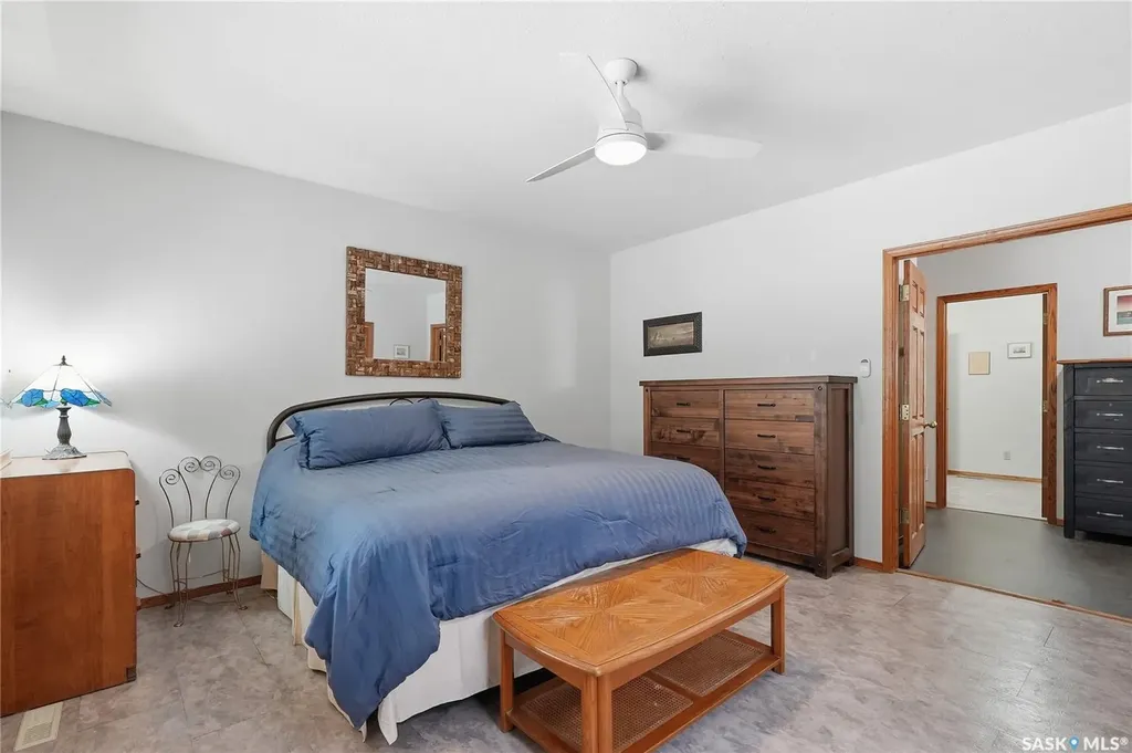 214 Forsyth Court Saskatoon SK S7N 4H2