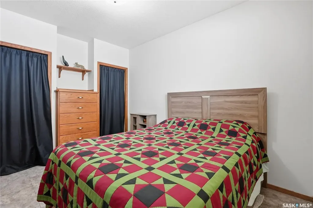 214 Forsyth Court Saskatoon SK S7N 4H2
