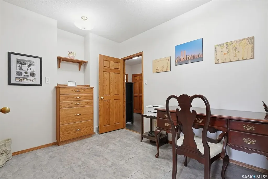 214 Forsyth Court Saskatoon SK S7N 4H2