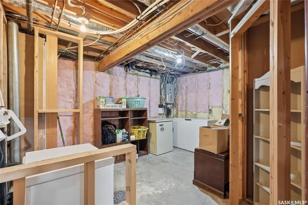 214 Forsyth Court Saskatoon SK S7N 4H2