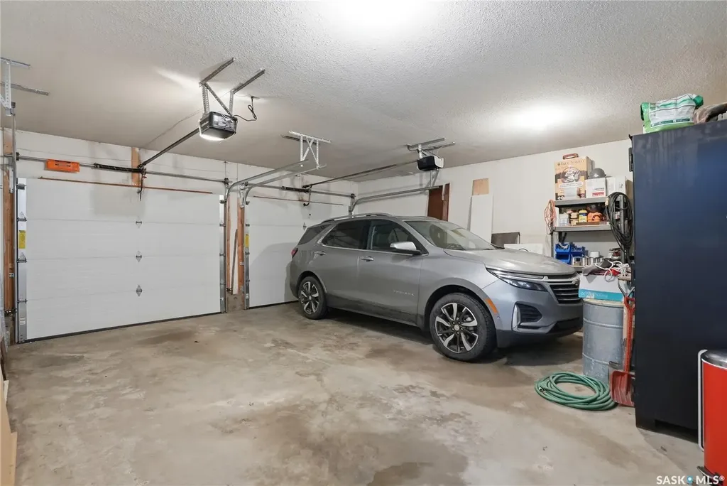 214 Forsyth Court Saskatoon SK S7N 4H2