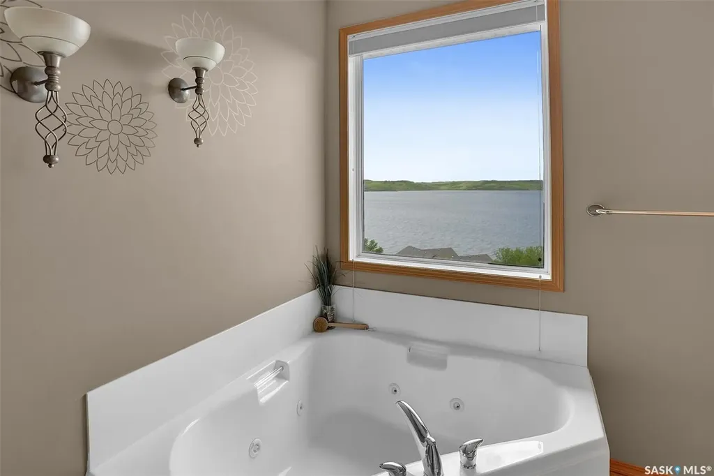 18 Rock Ridge Longlaketon Rm No. 219 SK S0G 4L0