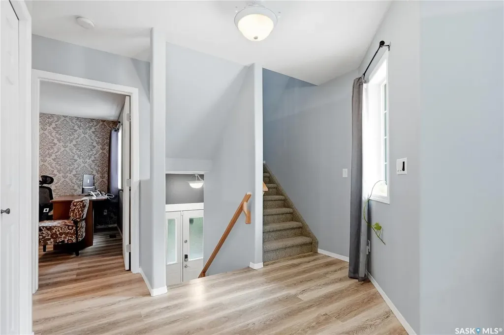 905 9th Street E Saskatoon SK S7H 0M9