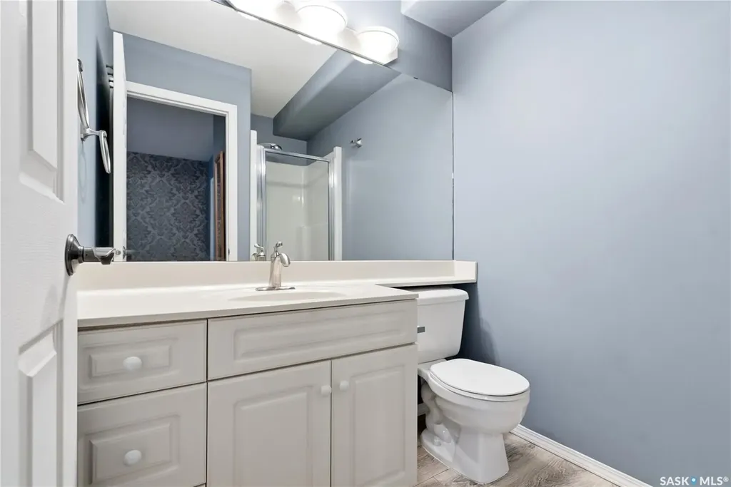 905 9th Street E Saskatoon SK S7H 0M9