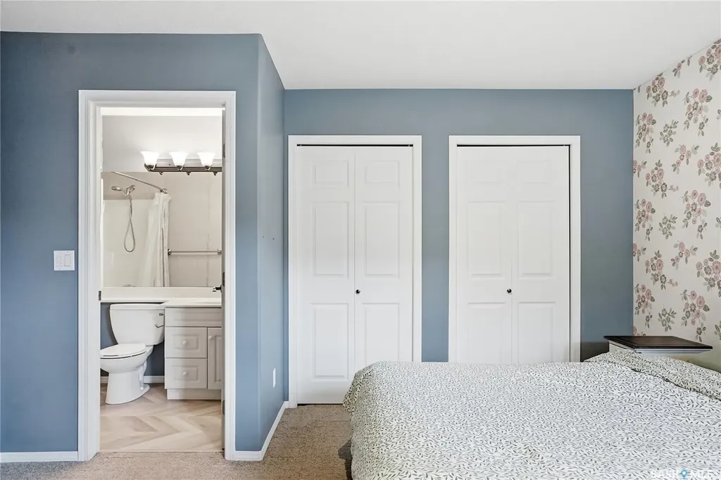 905 9th Street E Saskatoon SK S7H 0M9