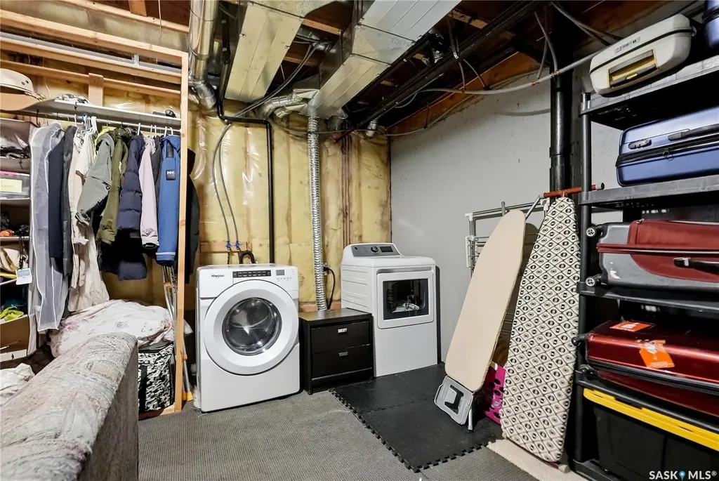 905 9th Street E Saskatoon SK S7H 0M9