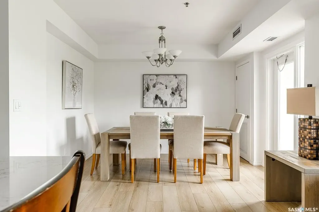 902 Spadina Crescent E Saskatoon SK S7K 0G8