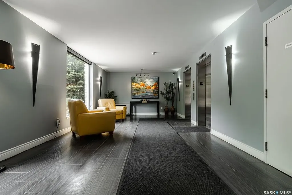 902 Spadina Crescent E Saskatoon SK S7K 0G8