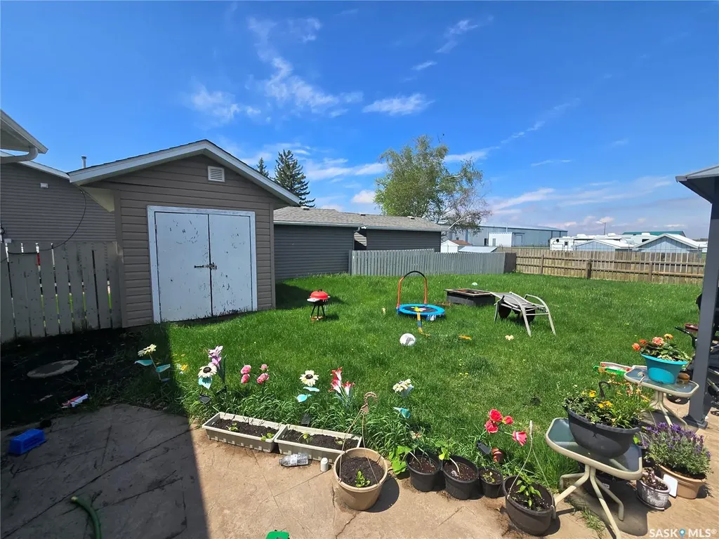 334 Moltke Avenue Windthorst SK S0G 5G0