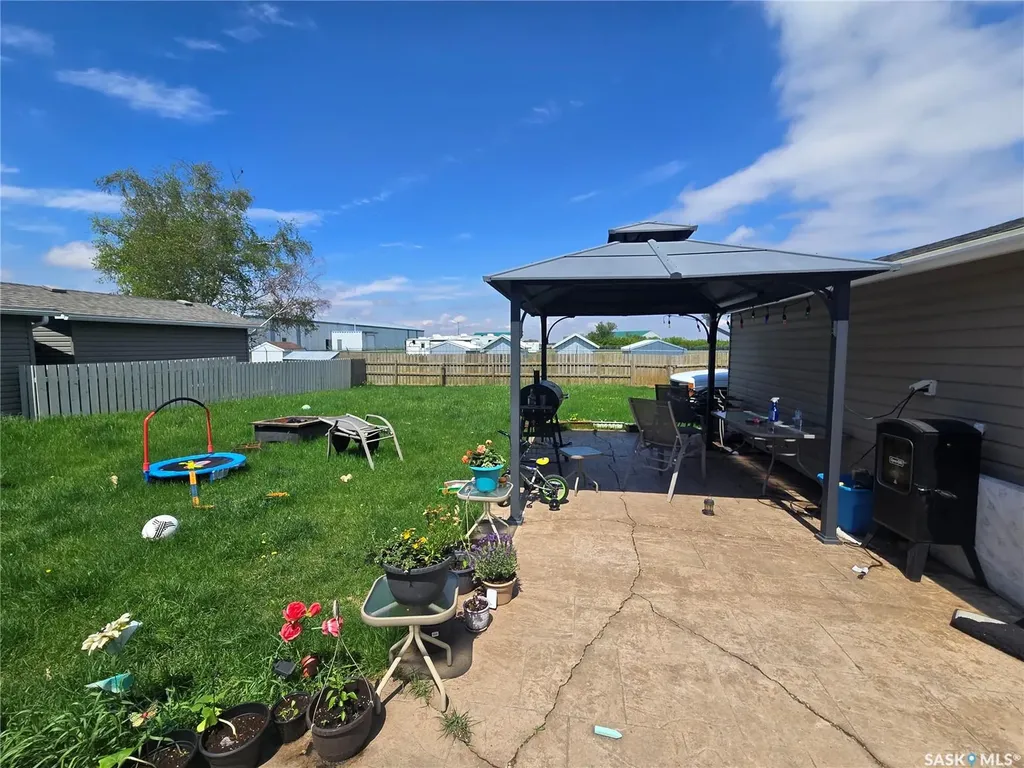 334 Moltke Avenue Windthorst SK S0G 5G0