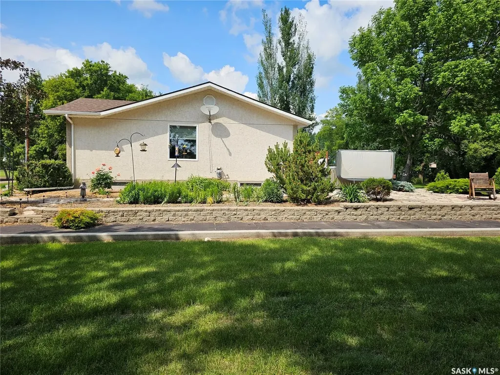 Rural Address Round Valley Rm No. 410 SK S0K 4L0