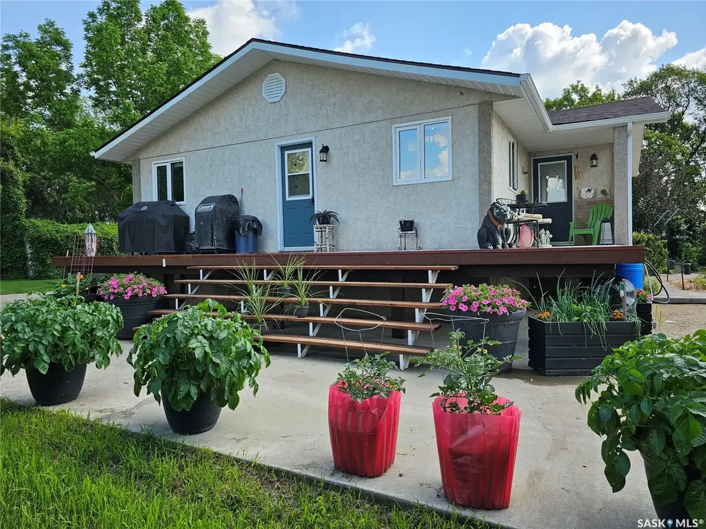 Rural Address Round Valley Rm No. 410 SK S0K 4L0