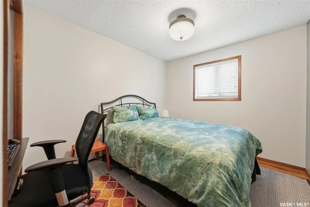 610 Bronson Crescent Saskatoon SK S7J 5E5